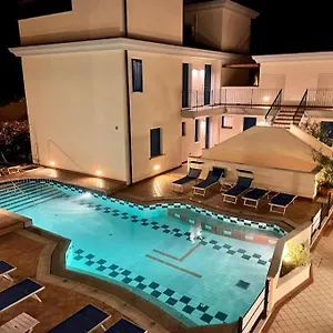 https://borgo-al-mare.hotelinveneto.com
