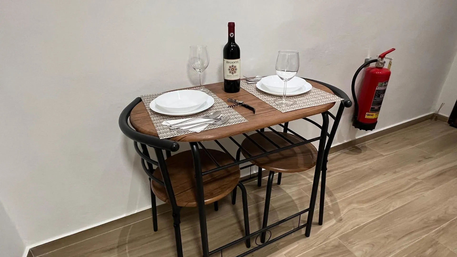 Al 106 Apartment Free Wi-Fi 5 Min Dalla Stazione Prato